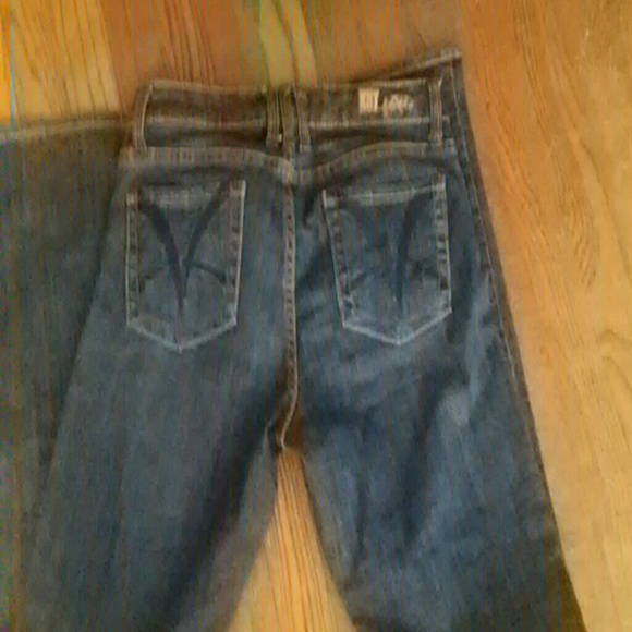 Jeans - Picture 5 of 8